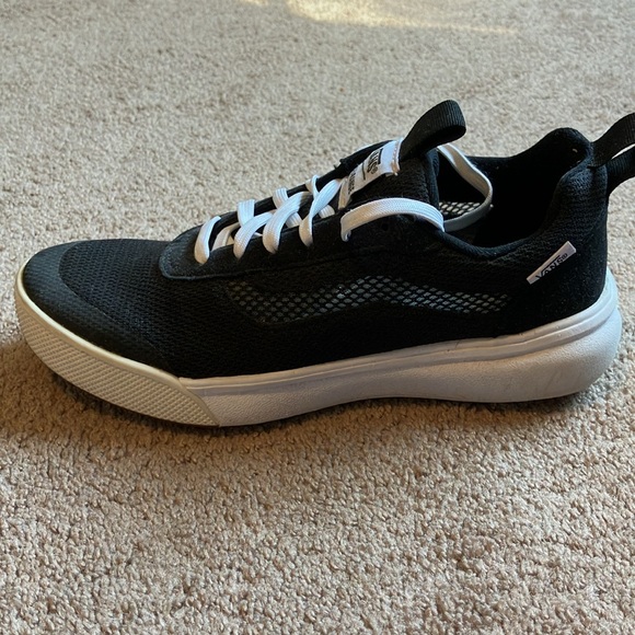 Women’s Vans Sneakers - Picture 2 of 7